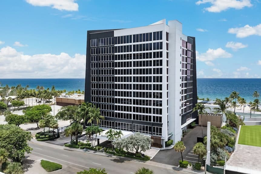 Courtyard by Marriott Fort Lauderdale Beach
